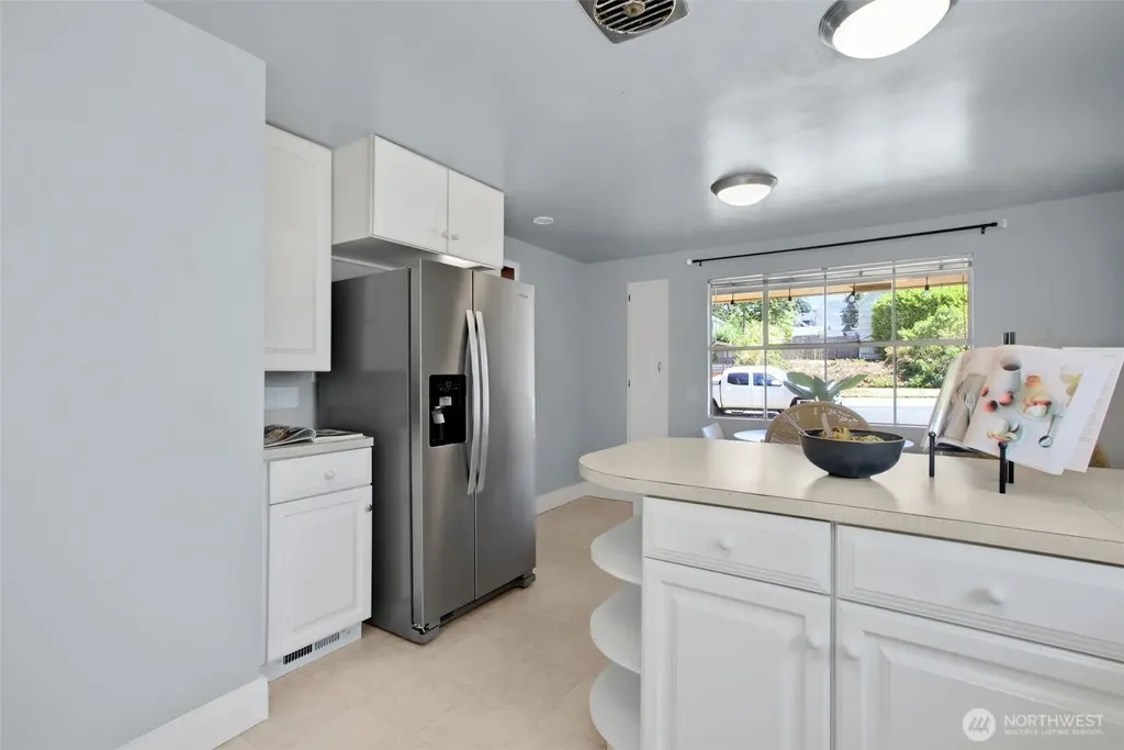 236 Farallone Avenue Fircrest WA 98466