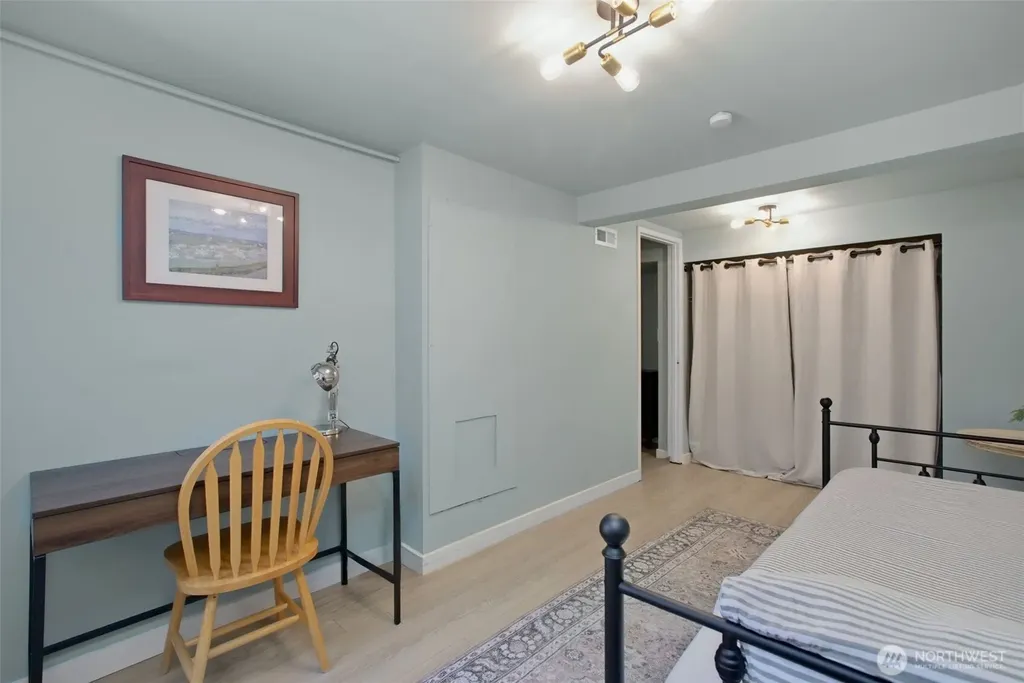 236 Farallone Avenue Fircrest WA 98466