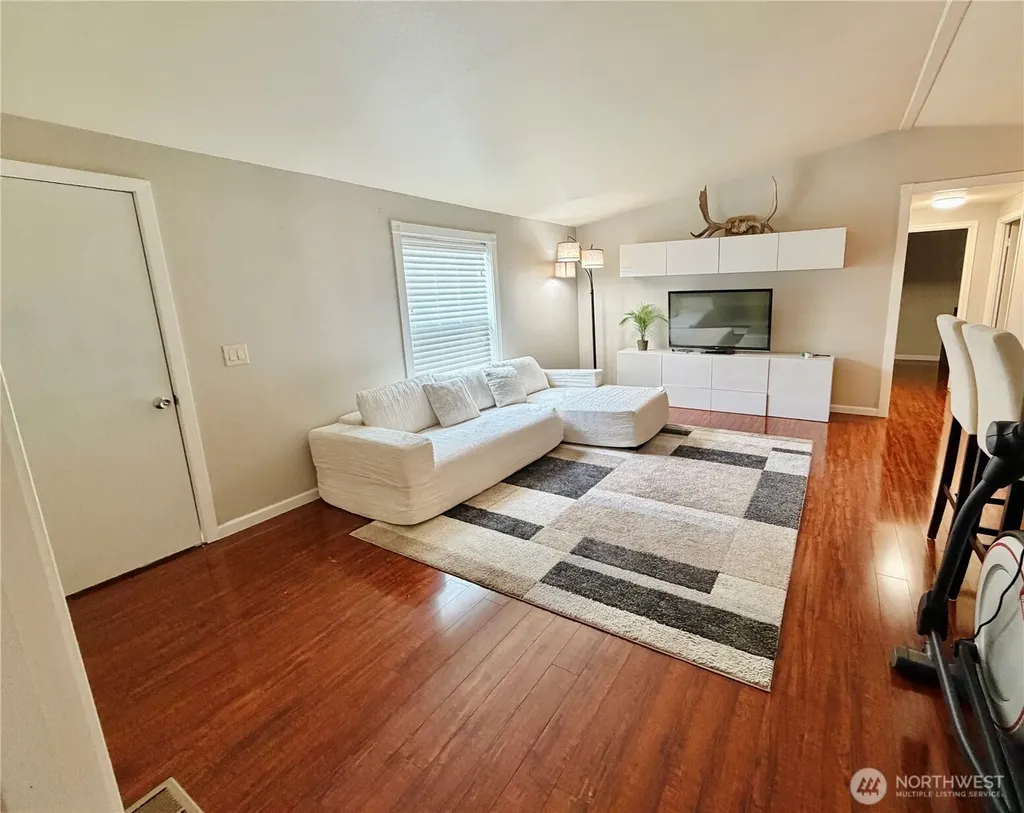 15410 SE 272nd Street Kent WA 98042