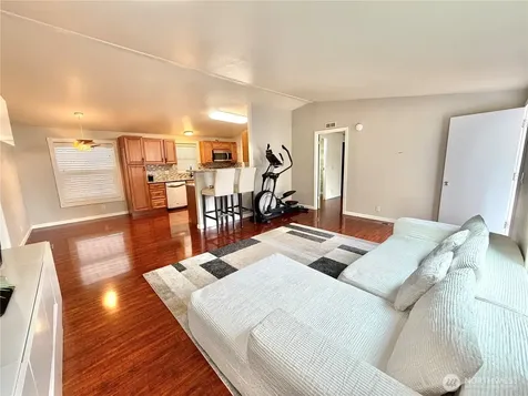 15410 SE 272nd Street Kent WA 98042