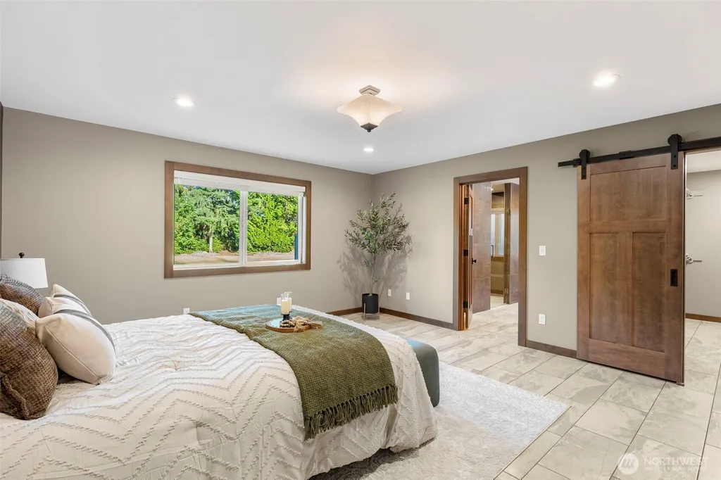 7273 Banner Road SE Port Orchard WA 98367