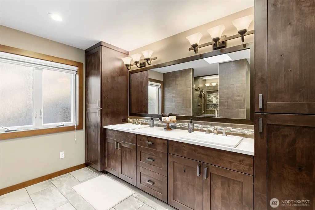 7273 Banner Road SE Port Orchard WA 98367