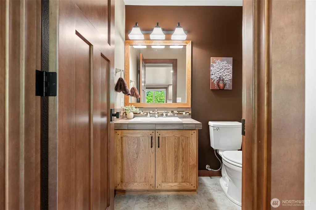 7273 Banner Road SE Port Orchard WA 98367