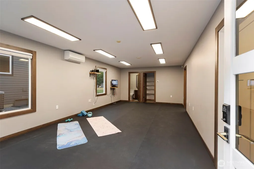 7273 Banner Road SE Port Orchard WA 98367