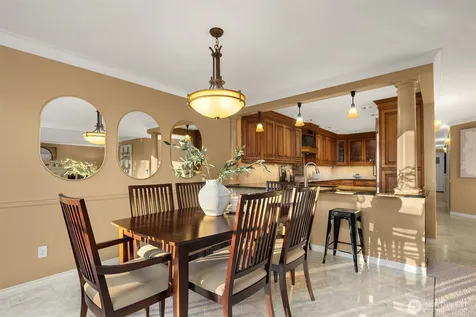 6436 Lake Washington Boulevard NE Kirkland WA 98033