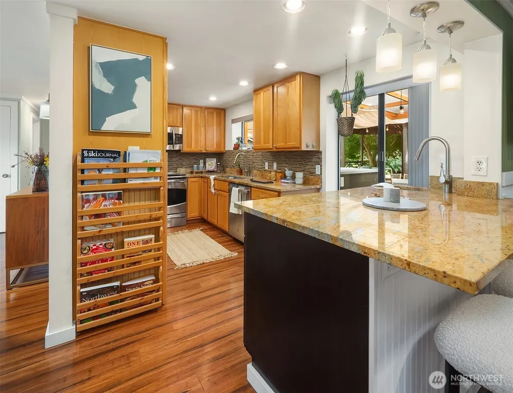 4900 238th Place SW Mountlake Terrace WA 98043