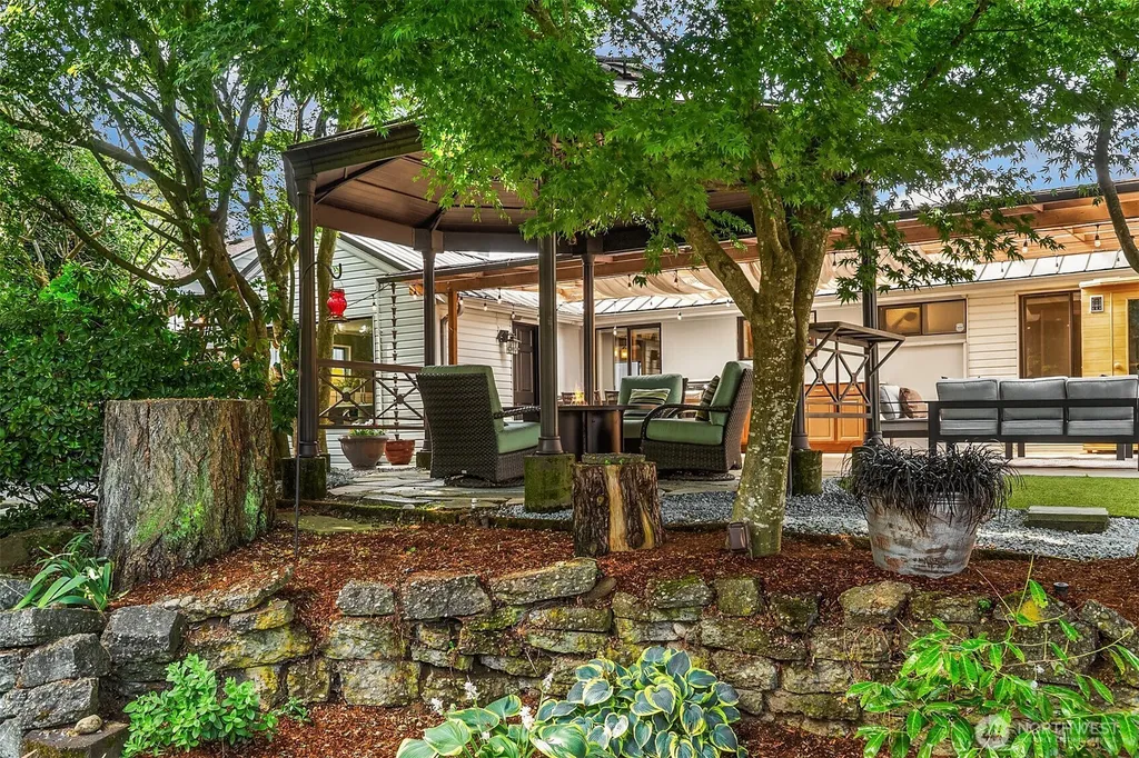 4900 238th Place SW Mountlake Terrace WA 98043