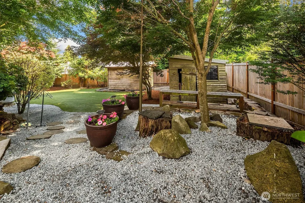 4900 238th Place SW Mountlake Terrace WA 98043