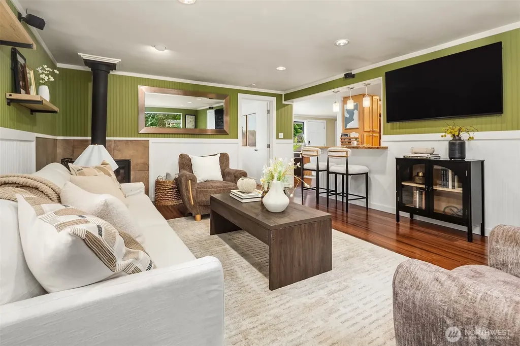 4900 238th Place SW Mountlake Terrace WA 98043