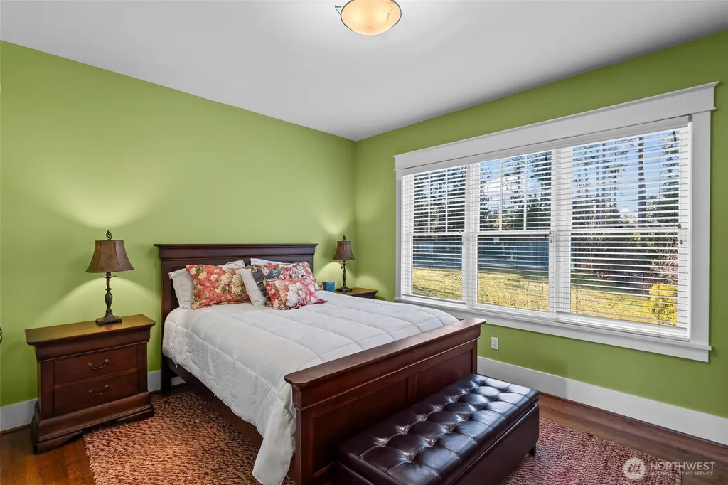 7104 E Grapeview Loop Road Allyn WA 98524