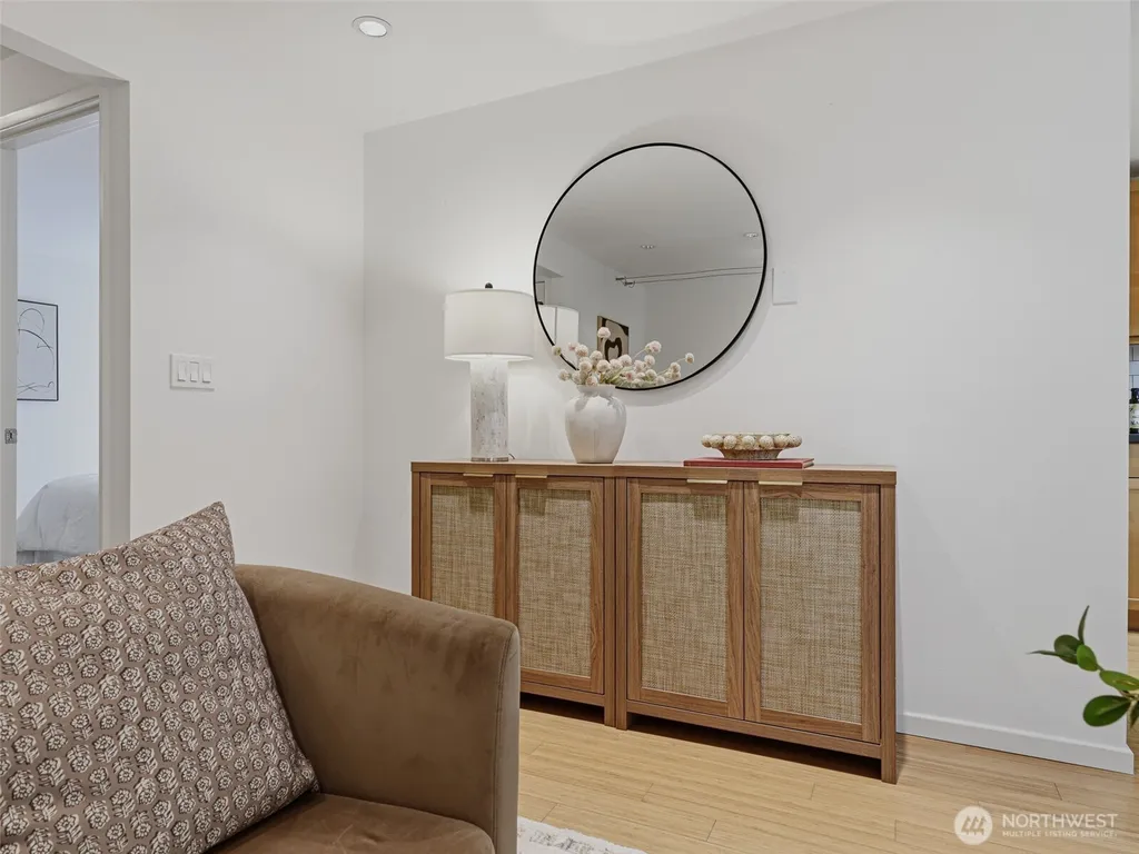 8701 35th Avenue NE Seattle WA 98115