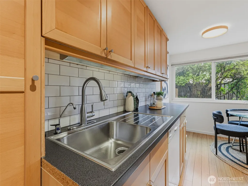 8701 35th Avenue NE Seattle WA 98115