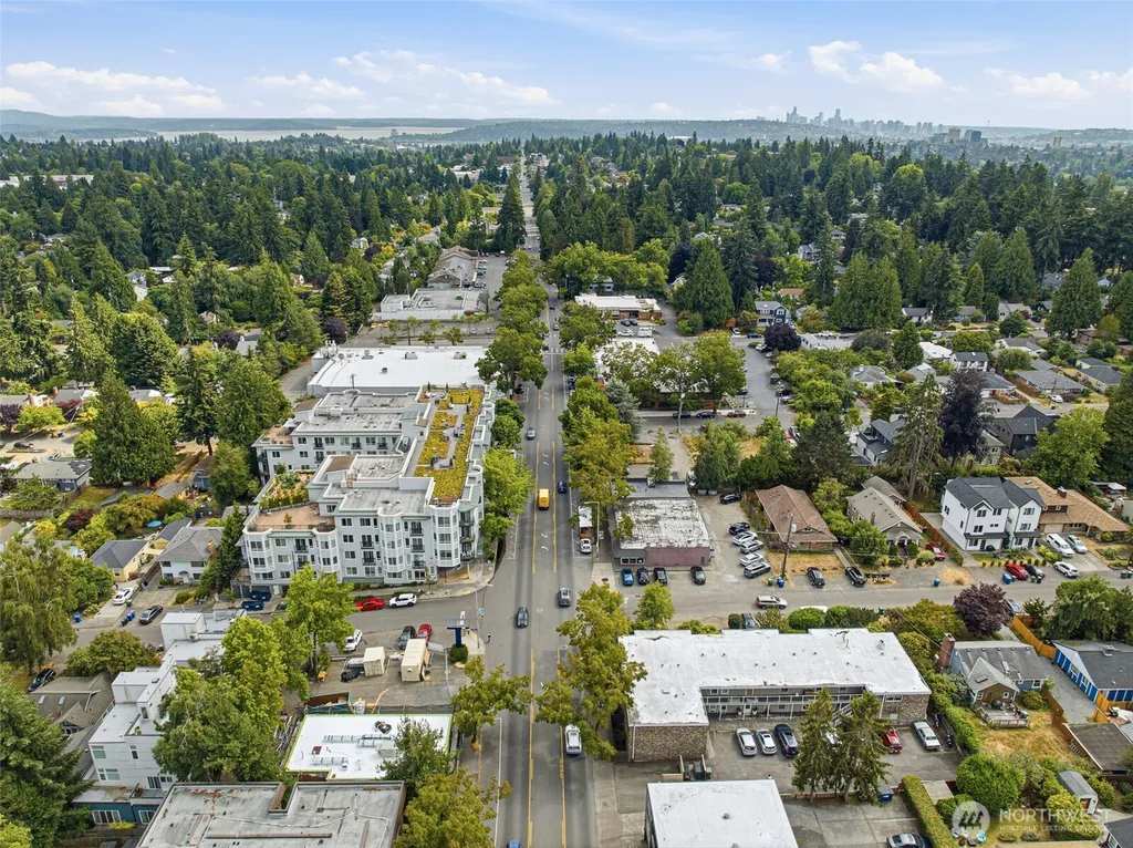 8701 35th Avenue NE Seattle WA 98115