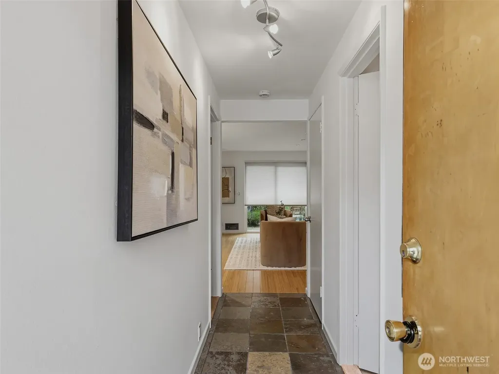 8701 35th Avenue NE Seattle WA 98115