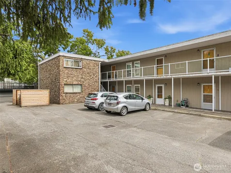 8701 35th Avenue NE Seattle WA 98115