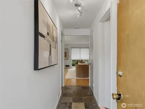 8701 35th Avenue NE Seattle WA 98115
