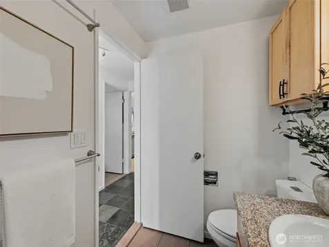 8701 35th Avenue NE Seattle WA 98115