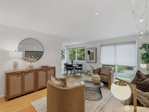 8701 35th Avenue NE Seattle WA 98115