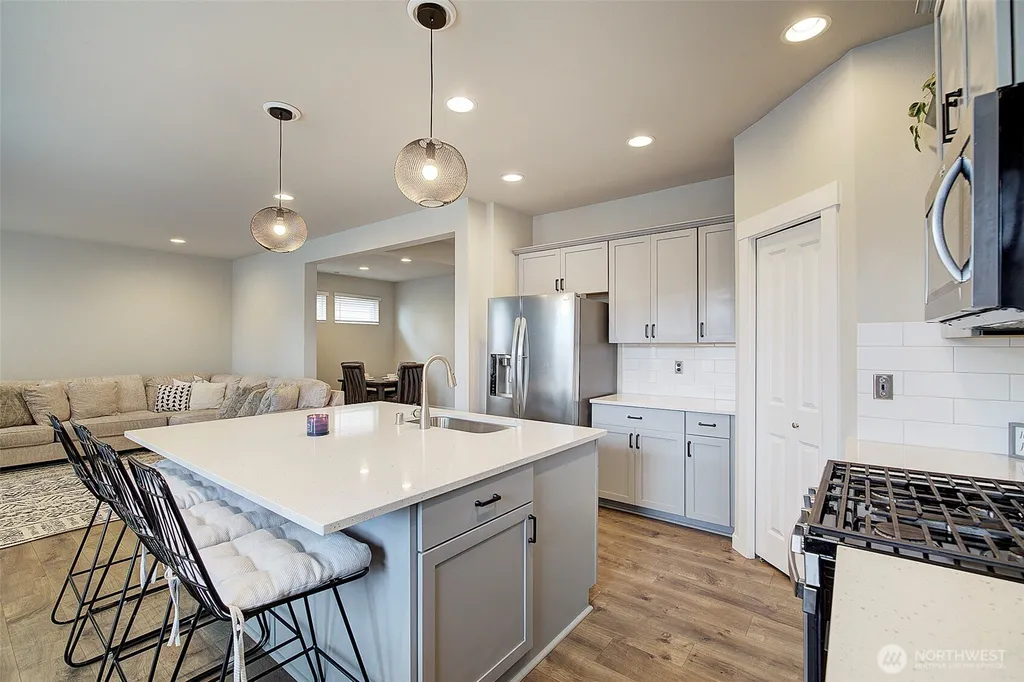 3240 104th Drive NE Lake Stevens WA 98258