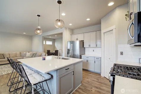 3240 104th Drive NE Lake Stevens WA 98258