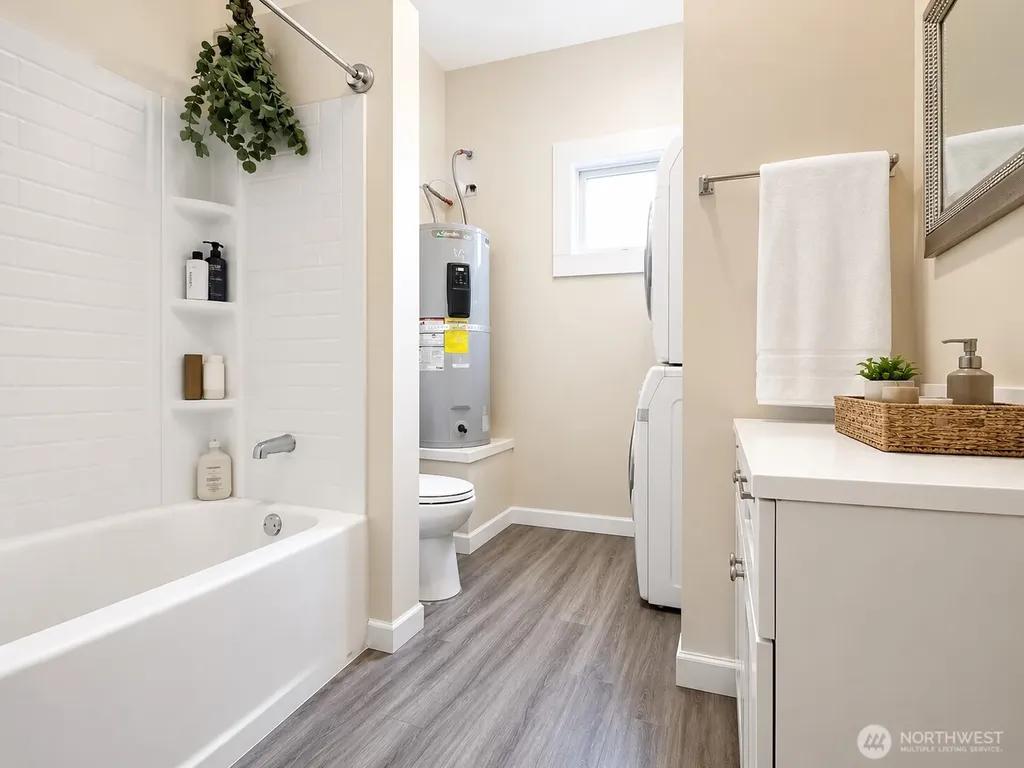 2611 S 135th Street Seatac WA 98168
