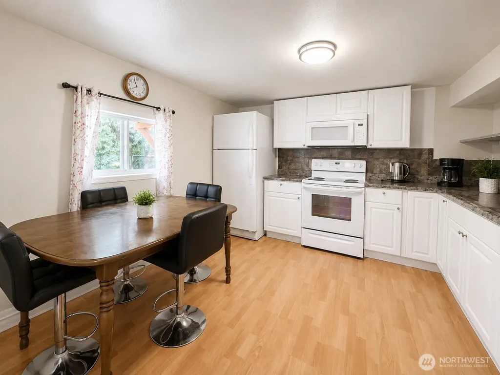 2611 S 135th Street Seatac WA 98168