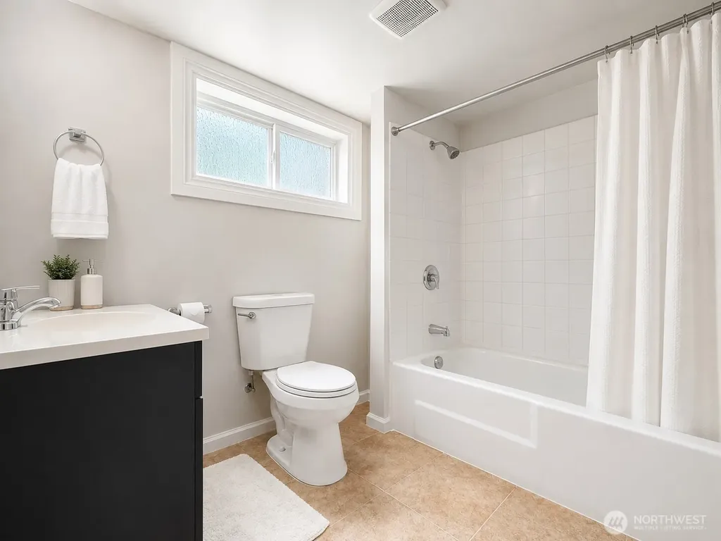 2611 S 135th Street Seatac WA 98168