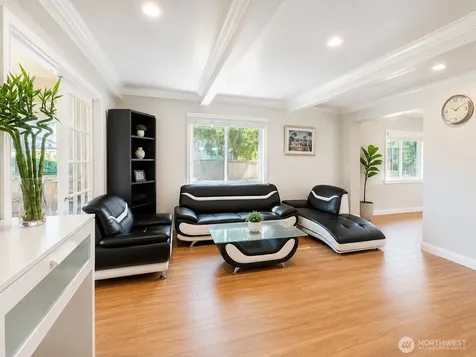 2611 S 135th Street Seatac WA 98168