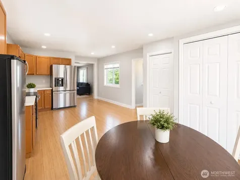 2611 S 135th Street Seatac WA 98168