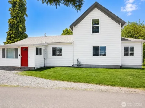 2611 S 135th Street Seatac WA 98168