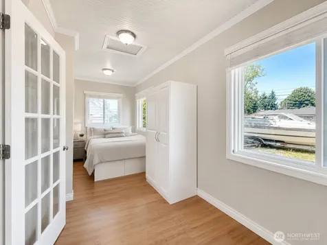 2611 S 135th Street Seatac WA 98168