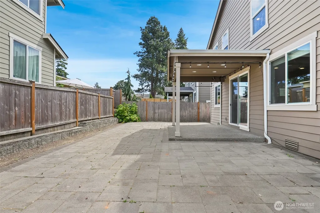 24520 96th Avenue S Kent WA 98030