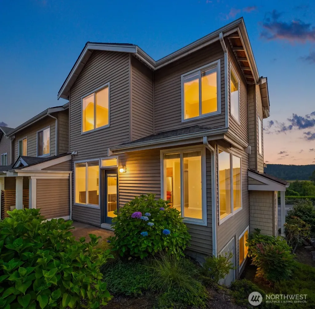 14624 1st Lane NE Duvall WA 98019