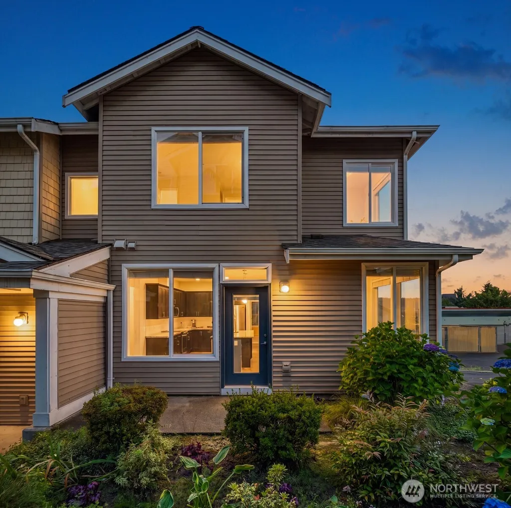 14624 1st Lane NE Duvall WA 98019