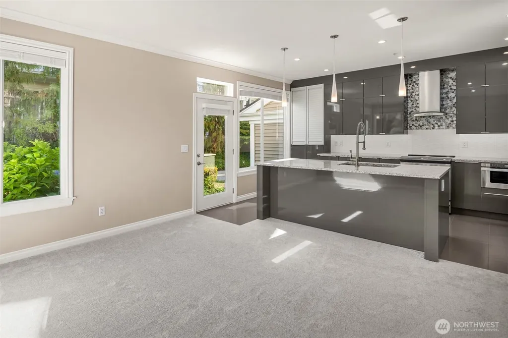 14624 1st Lane NE Duvall WA 98019