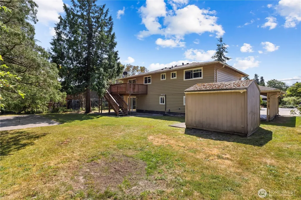 14556 75th Avenue NE Kenmore WA 98028