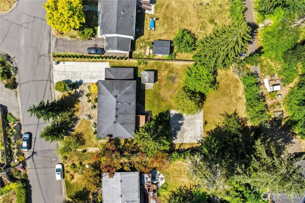 14556 75th Avenue NE Kenmore WA 98028