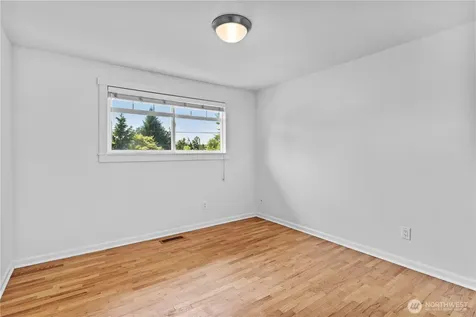 14556 75th Avenue NE Kenmore WA 98028