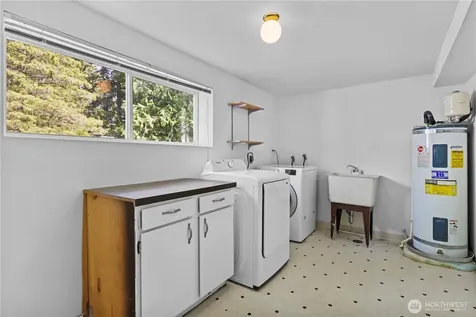 14556 75th Avenue NE Kenmore WA 98028
