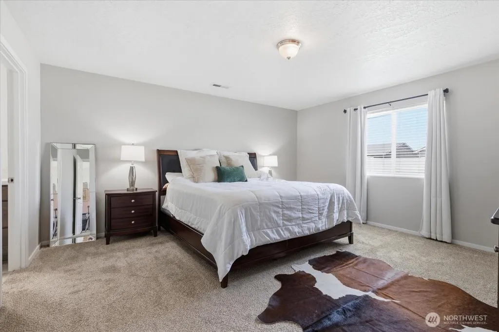 915 E Mt. Adams Street Othello WA 99344
