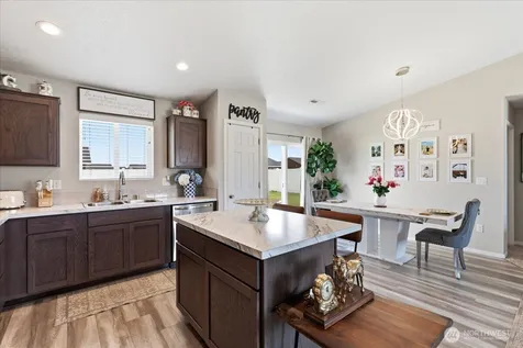 915 E Mt. Adams Street Othello WA 99344