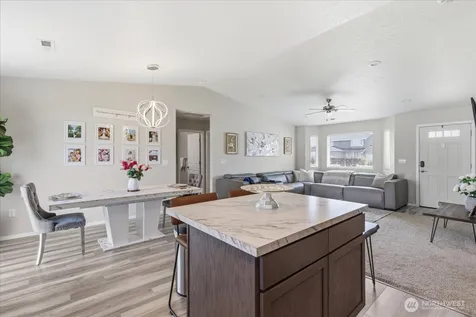 915 E Mt. Adams Street Othello WA 99344