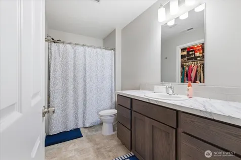 915 E Mt. Adams Street Othello WA 99344