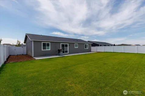 915 E Mt. Adams Street Othello WA 99344