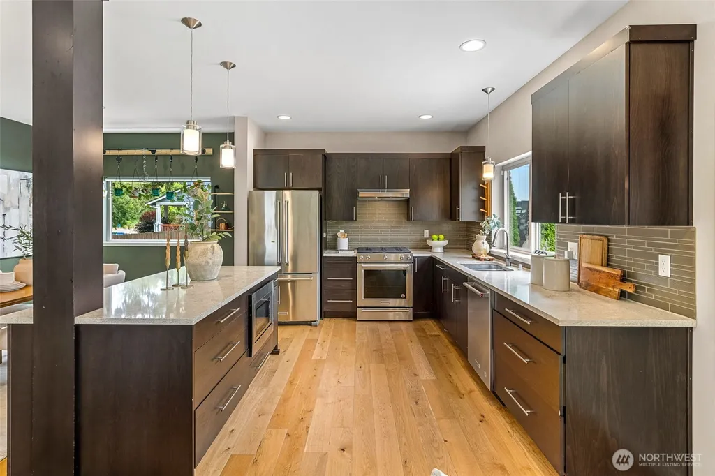 5957 17th Avenue SW Seattle WA 98106