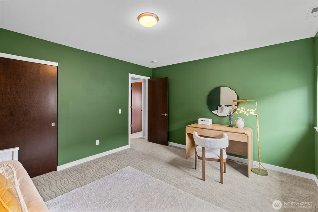 5957 17th Avenue SW Seattle WA 98106