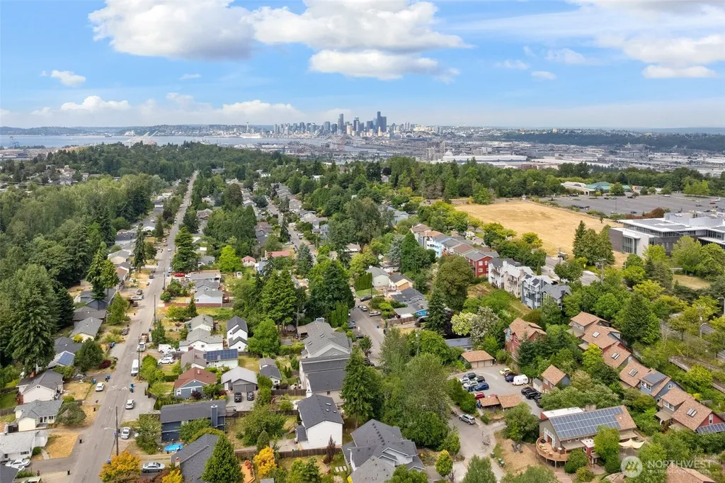 5957 17th Avenue SW Seattle WA 98106