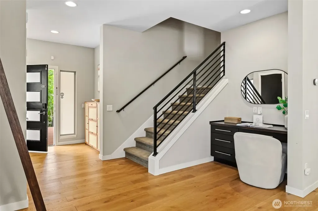 5957 17th Avenue SW Seattle WA 98106