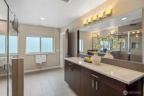 5957 17th Avenue SW Seattle WA 98106