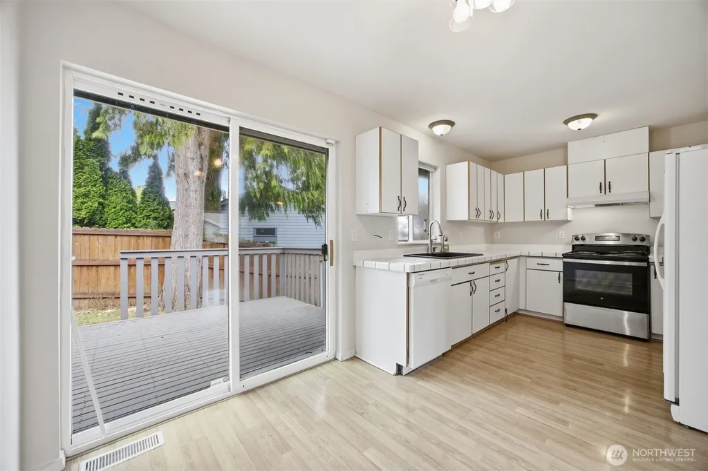 3990 Roma Court Bellingham WA 98226